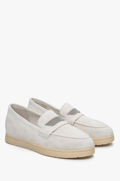 Damen Mokassins in weichem Veloursleder. Estro ER00114614
