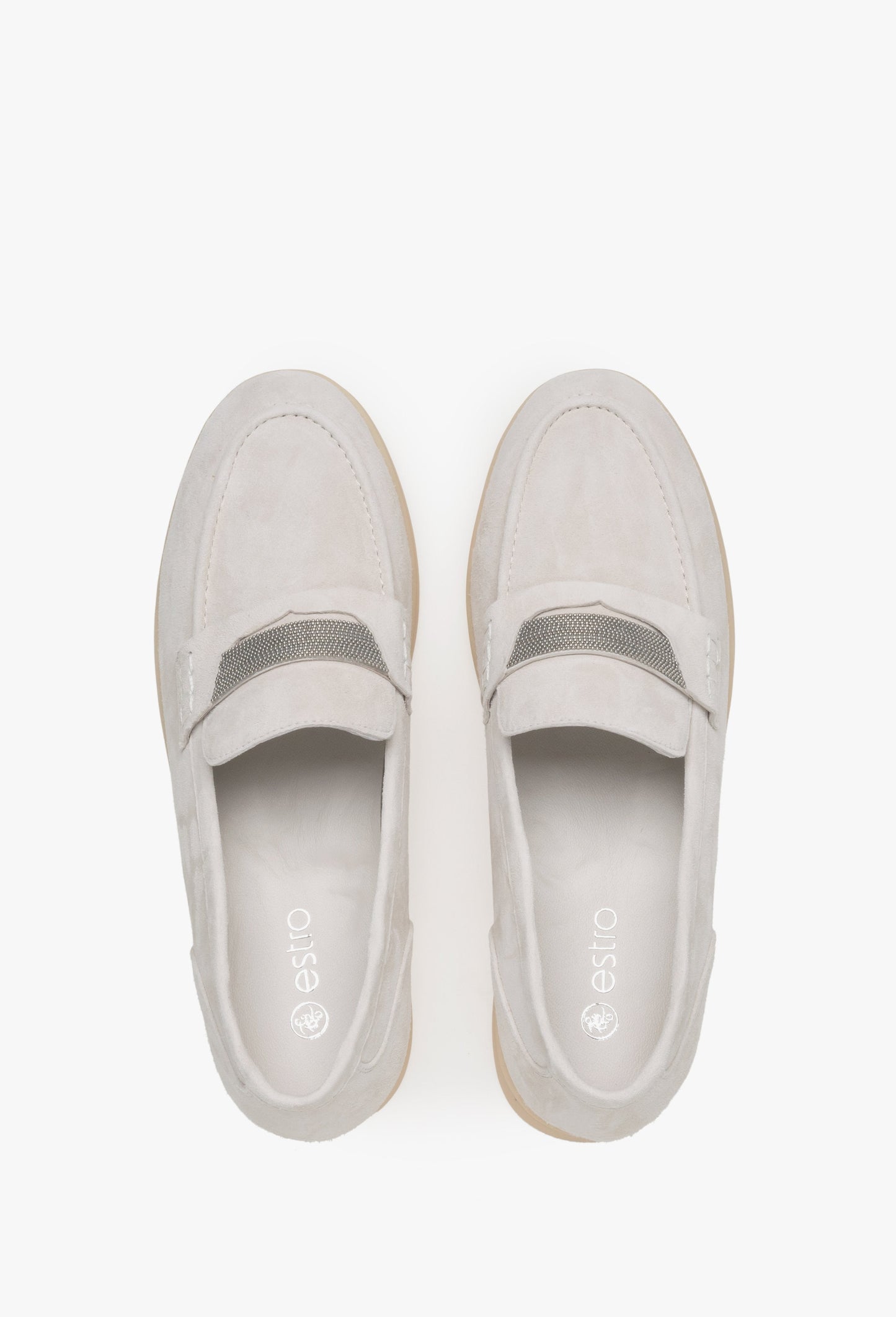 Bequeme Veloursleder-Mokassins in hellem Beige. Estro ER00114614
