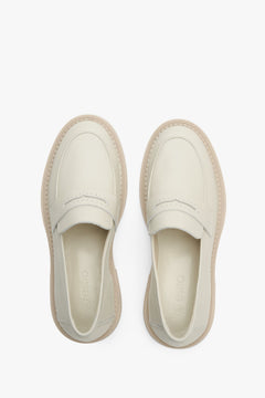 Penny Loafers in neutralem Beige für vielseitige Outfits – Estro ER00114531