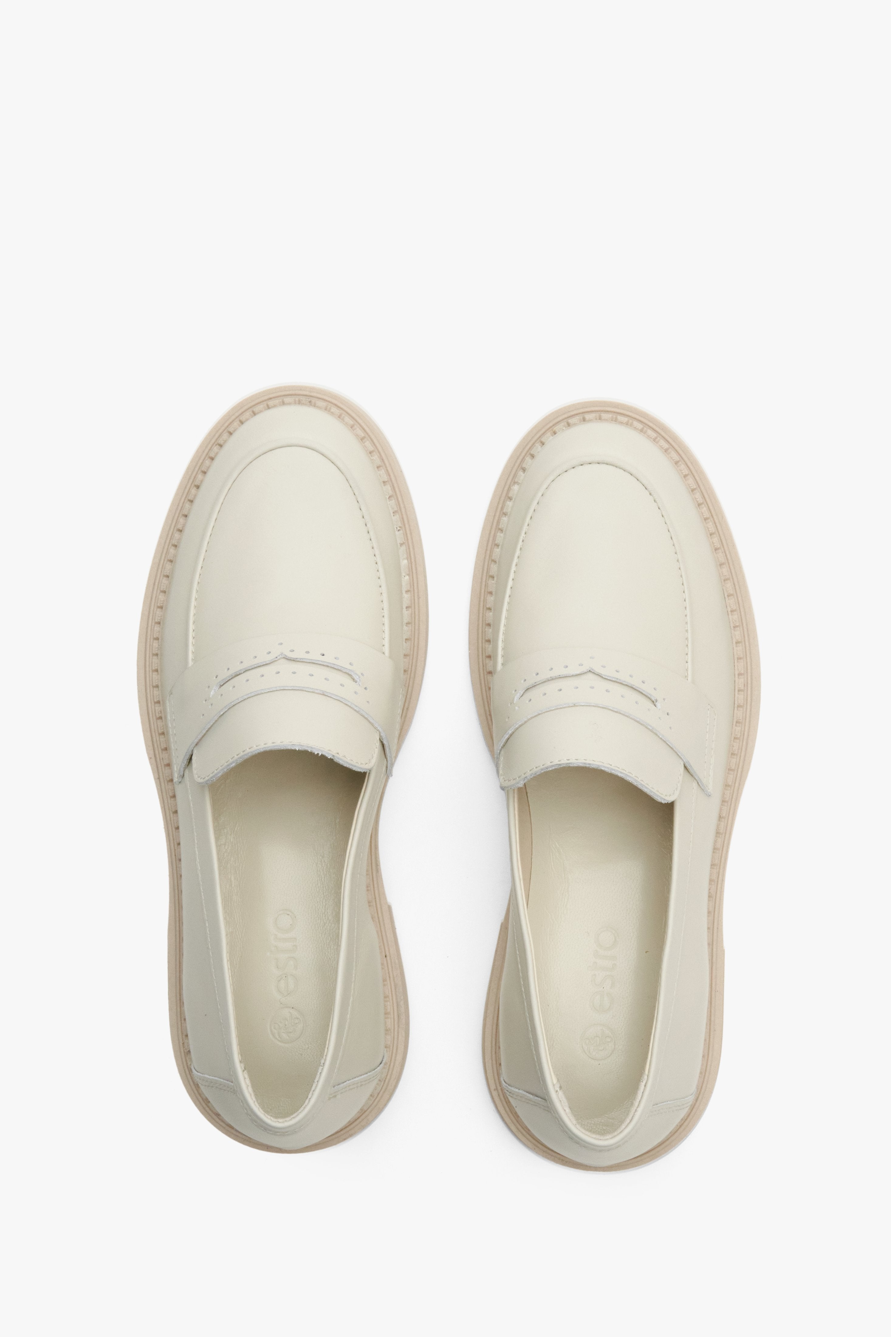 Penny Loafers in neutralem Beige für vielseitige Outfits – Estro ER00114531