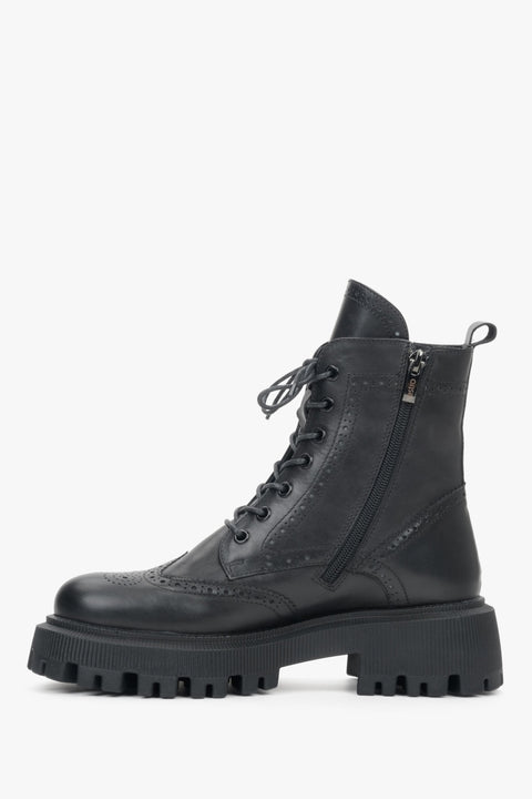 Klassische Leder-Stiefeletten mit Schnürverschluss. Estro ER00110958