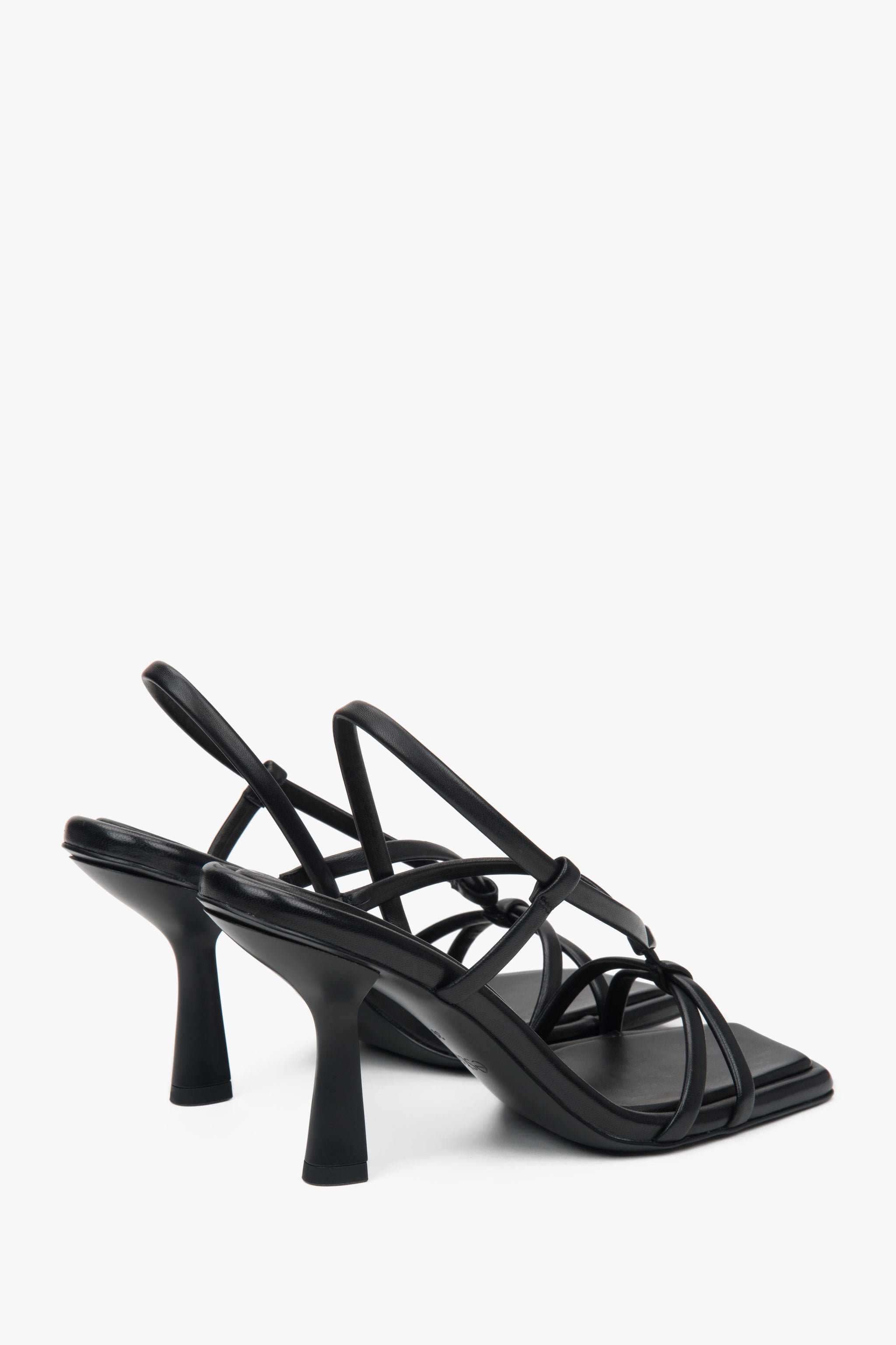 Stylische schwarze Leder High-Heels für schmale Füße Estro ER00116895
