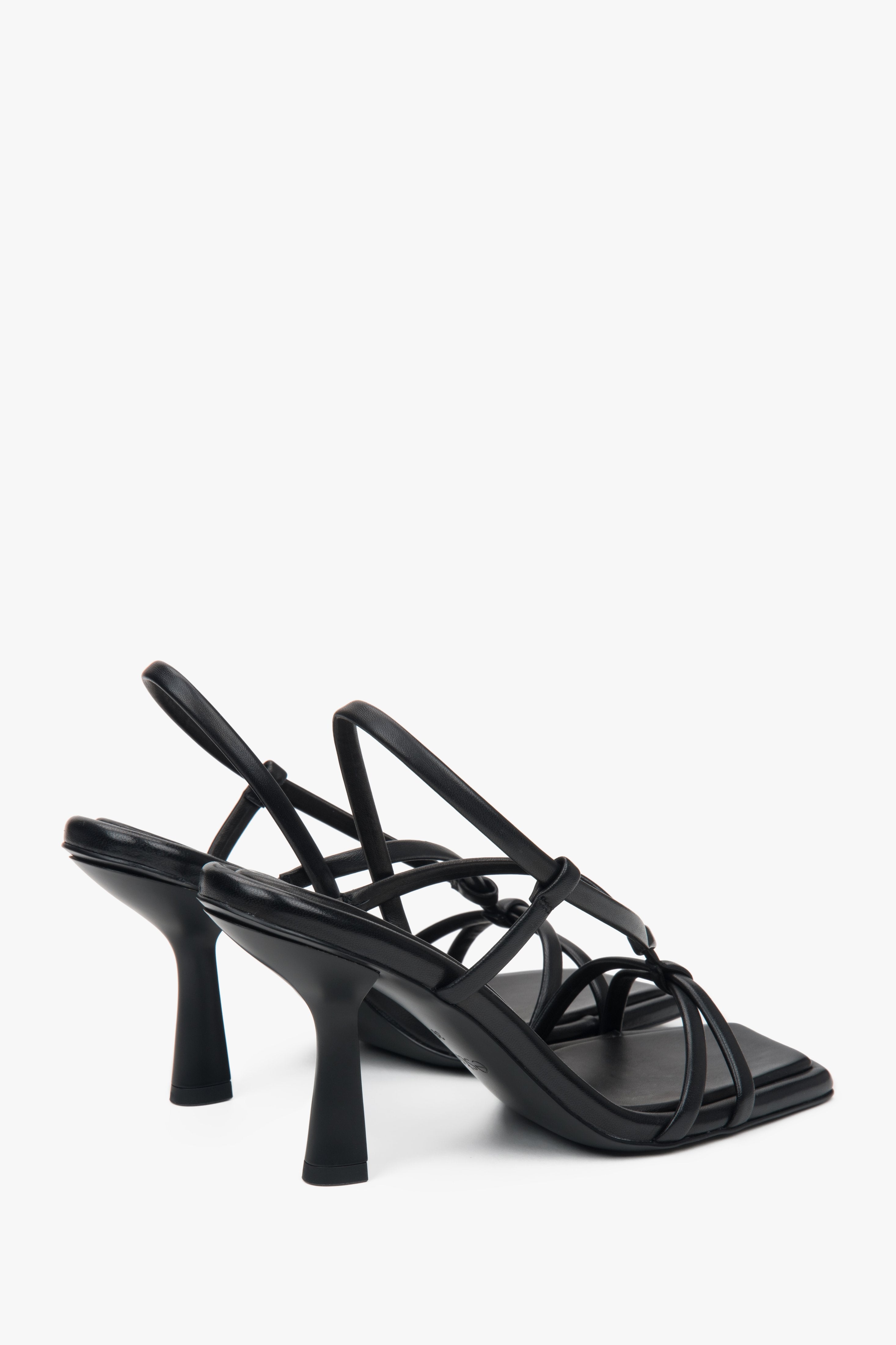 Stylische schwarze Leder High-Heels für schmale Füße Estro ER00116895