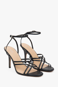 Hohe Stiletto-Sandalen aus Leder für schmale Füße, Estro ER00116907