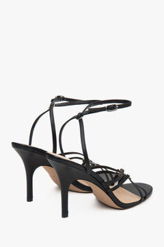 Schicke schwarze Leder-Sandalen mit verstellbarer Schnalle, Estro ER00116907