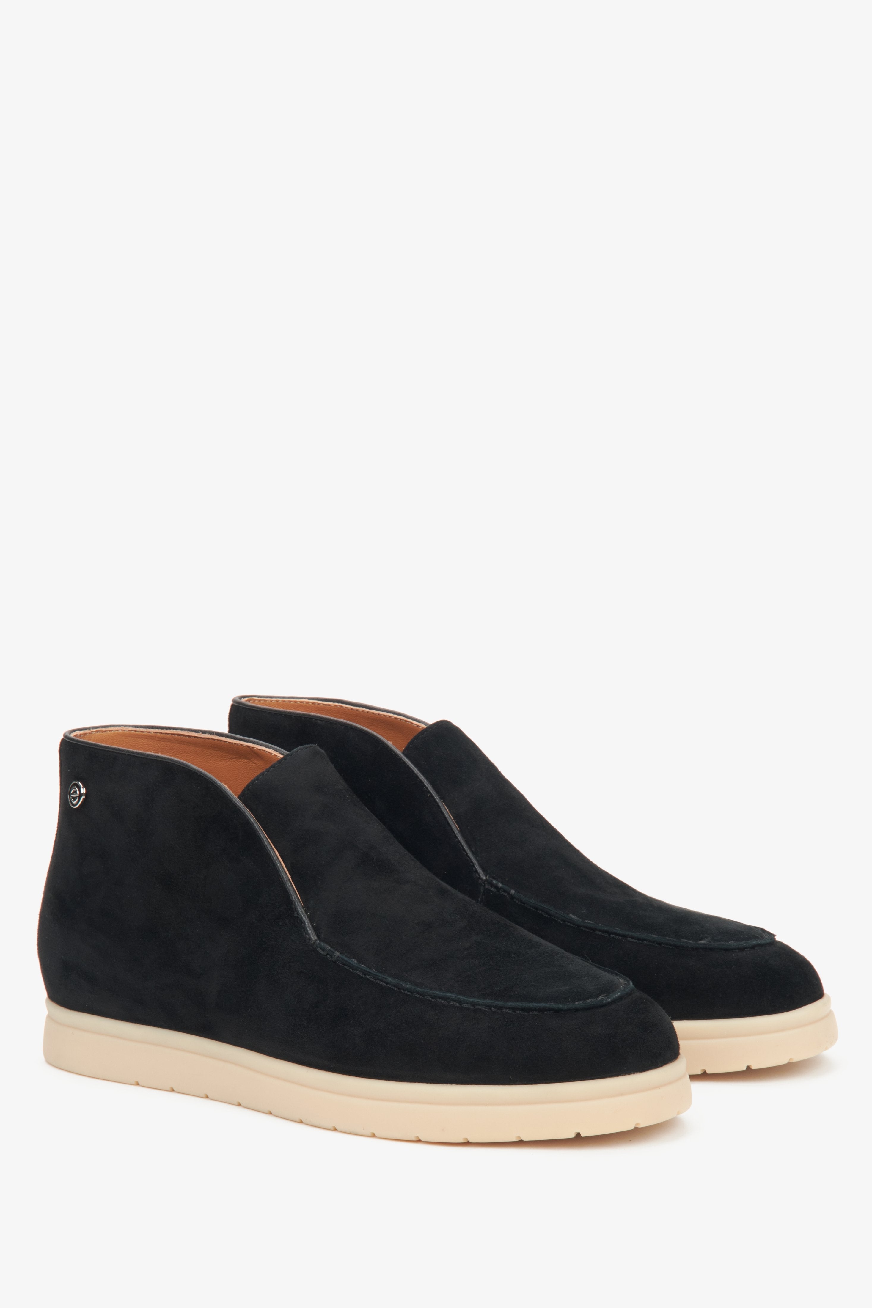 Damen Stiefeletten in Schwarz, Veloursleder mit Lederbesatz, Estro ER00116615