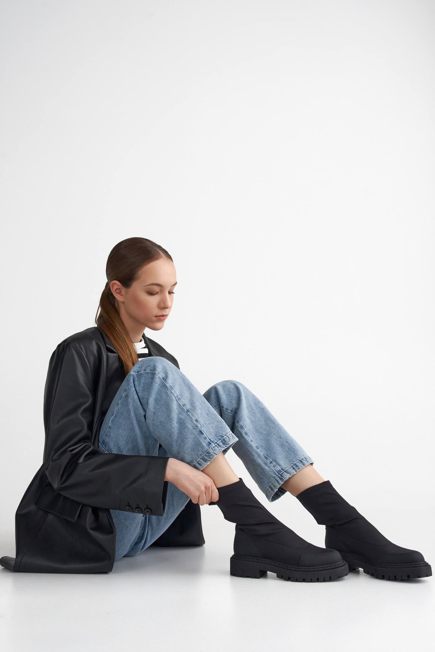 Moderne Damen Slip-On Stiefelette für Alltag und Freizeit – Estro ER00112039