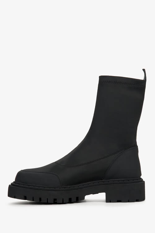Klassische schwarze Slip-On Ankle Boots für vielseitige Outfits – Estro ER00112039