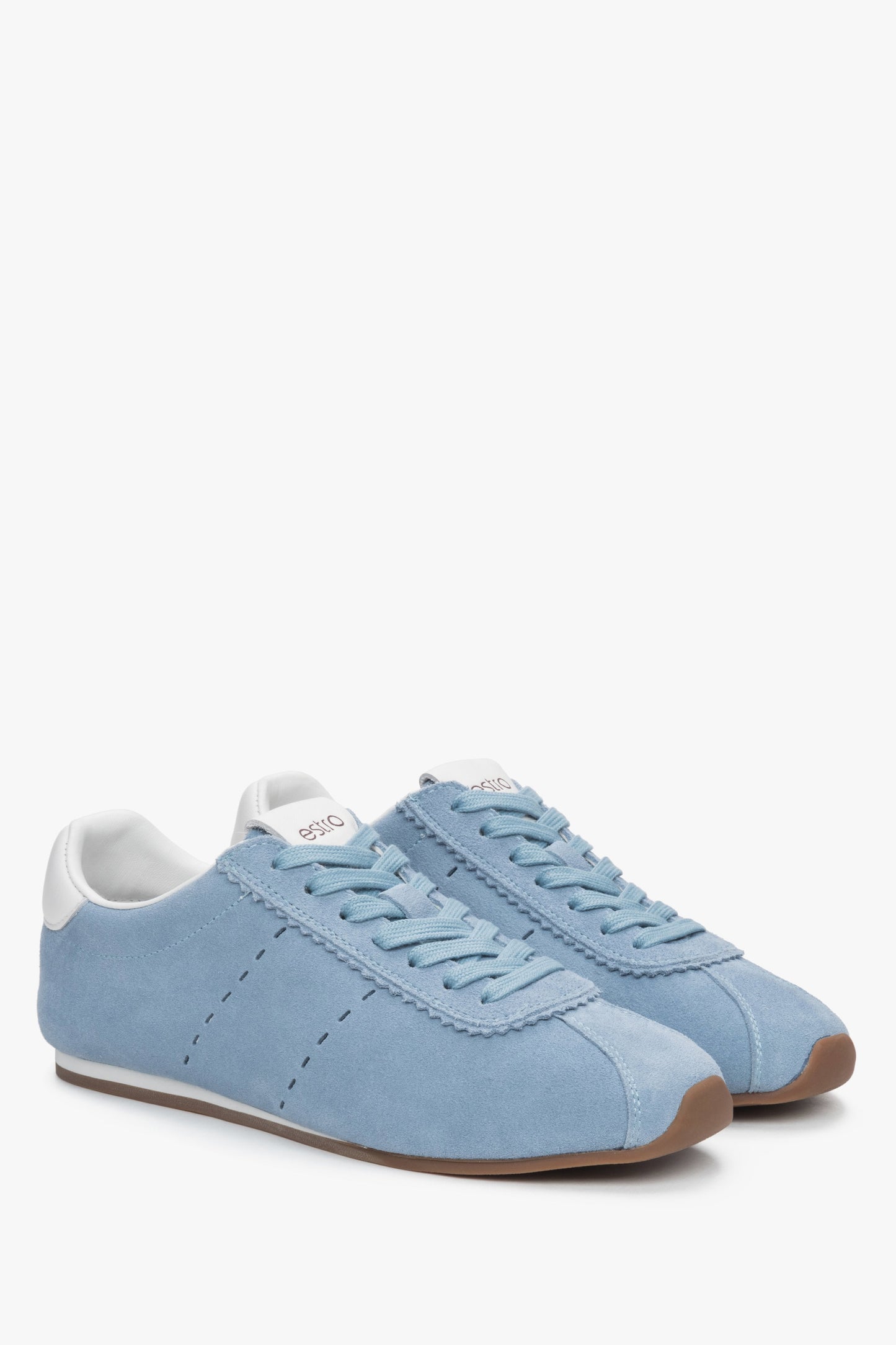 Seitenansicht der blauen Estro Sneaker – Estro ER00117161