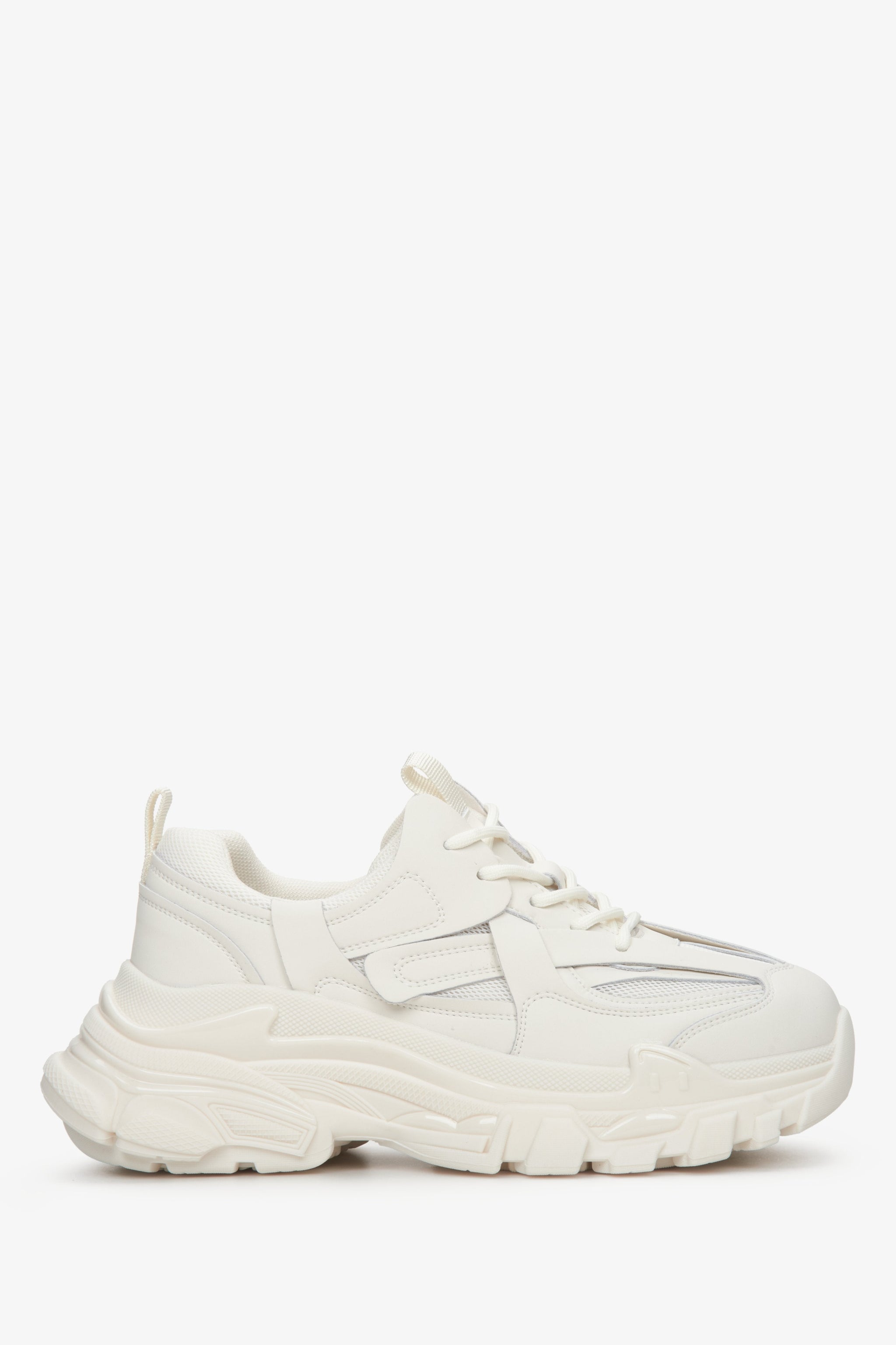Damen Sneakers in Hellbeige mit dicker Plateausohle ES8 ER00112610