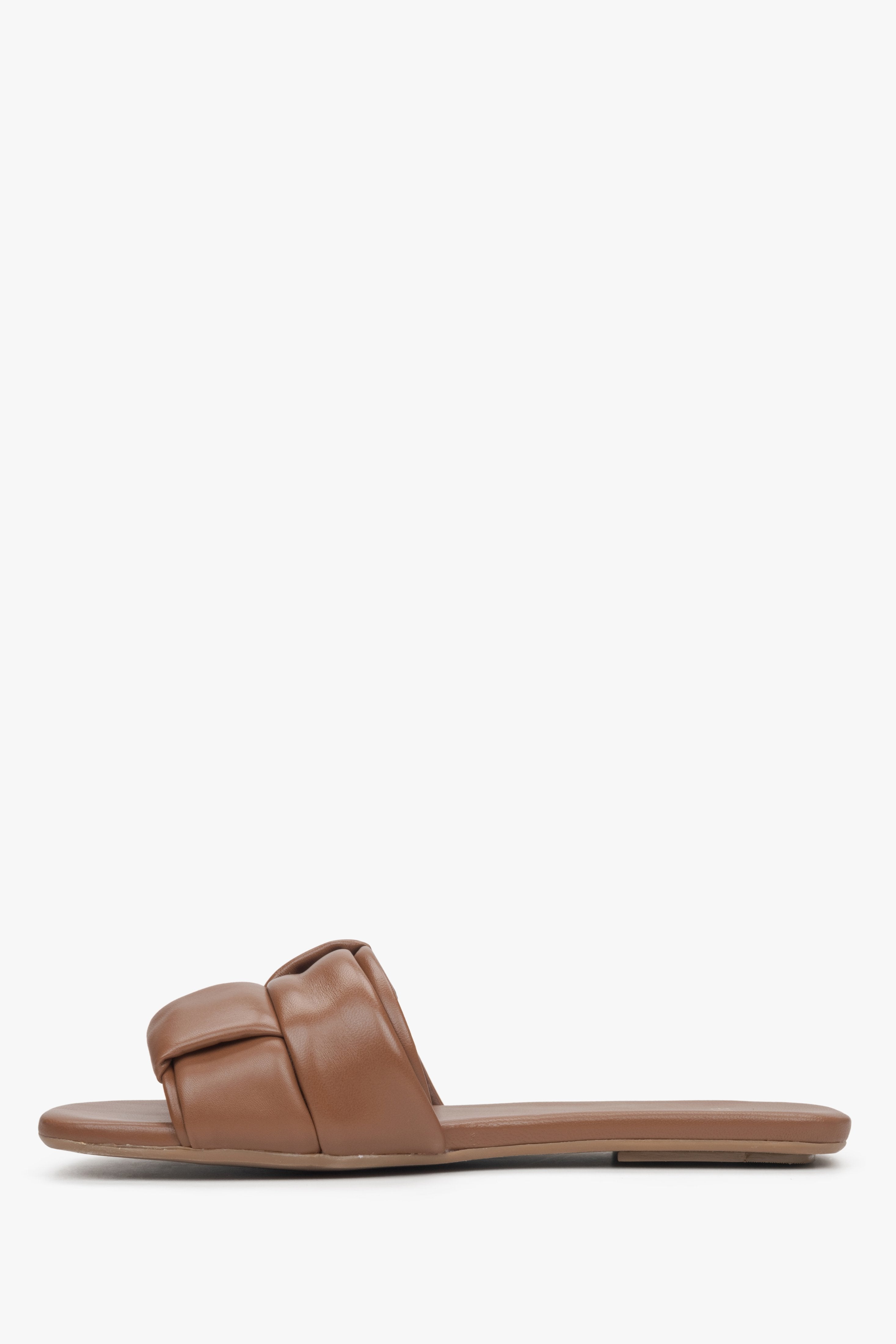 Damen-Slide-Sandalen mit braunem Patchleder.