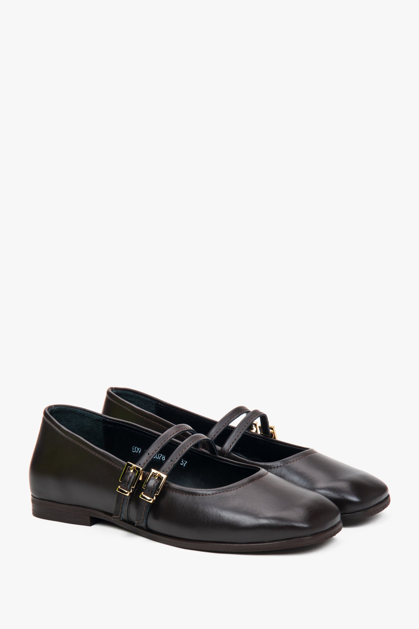Flache Schuhe aus Premiumleder in Braun – Estro ER00117582