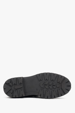 Draufsicht auf die Profilsohle der Damen-Chelsea-Boots für optimalen Grip im Winter