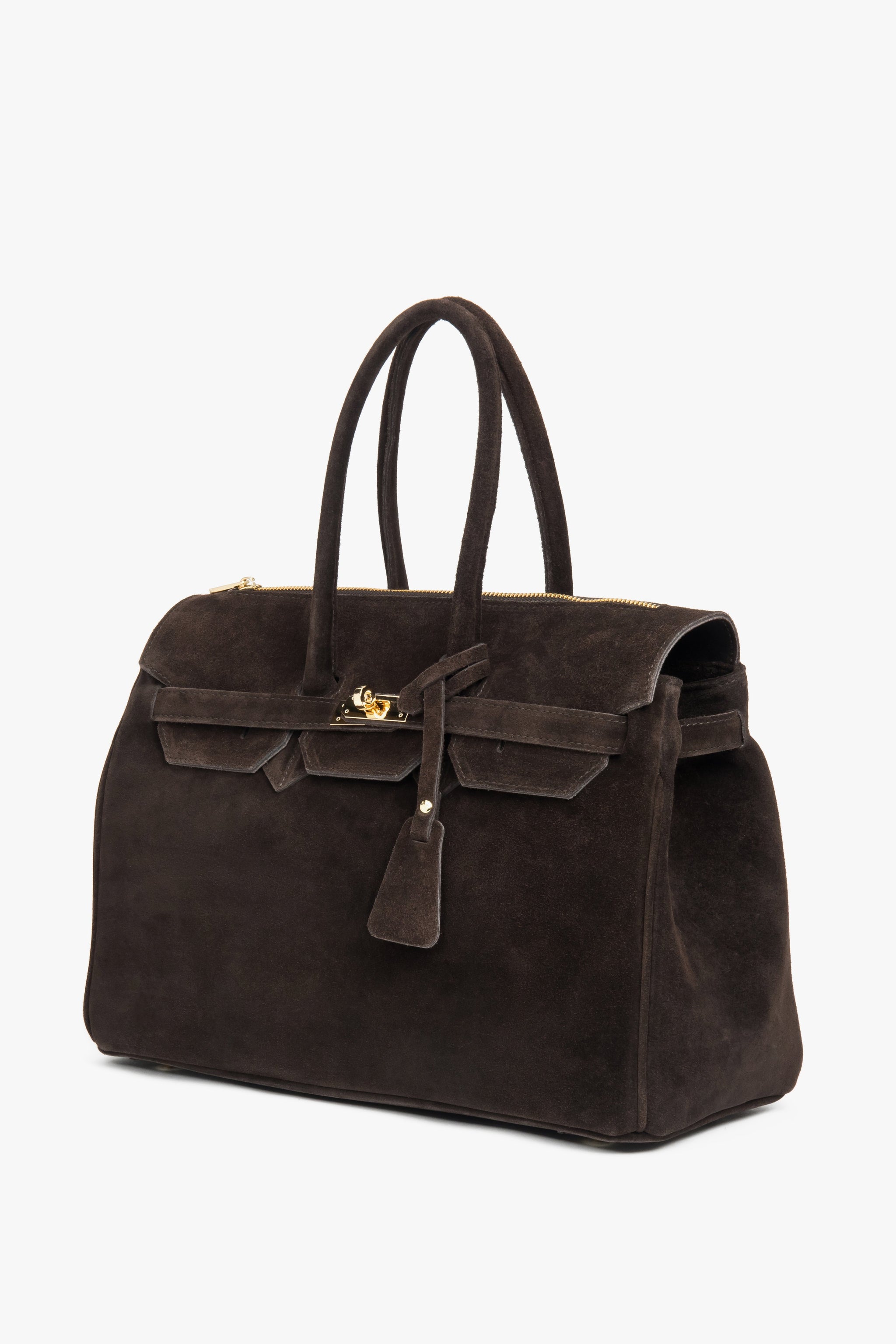 Schrägansicht der samtigen Velours-Handtasche zur Veranschaulichung der Tiefe