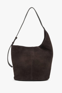 Dunkelbraune Damen-Hobo-Shopper-Tasche aus natürlichem Veloursleder in Frontalansicht
