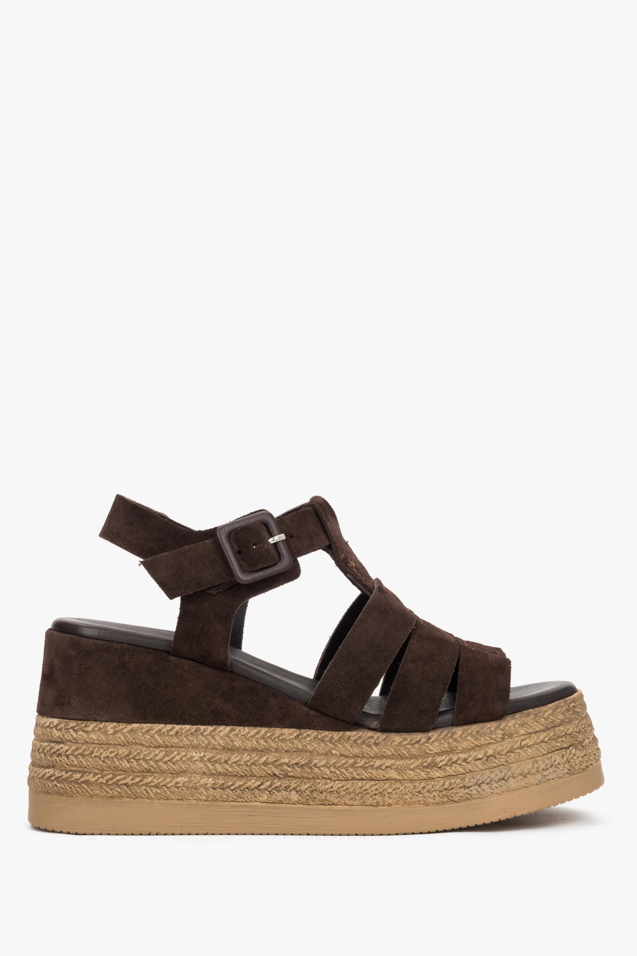 Seitenansicht der dunkelbraunen Damen Keilsandaletten aus Veloursleder mit Jute-Absatz