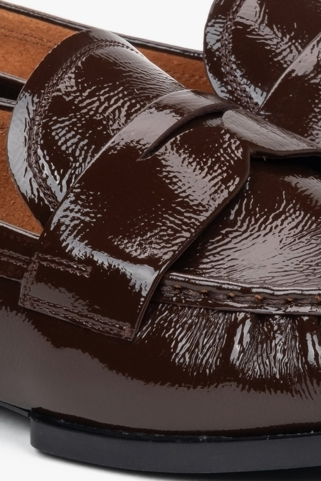 Frühlingshafte Loafer mit weicher Ledersohle. Estro ER00116901