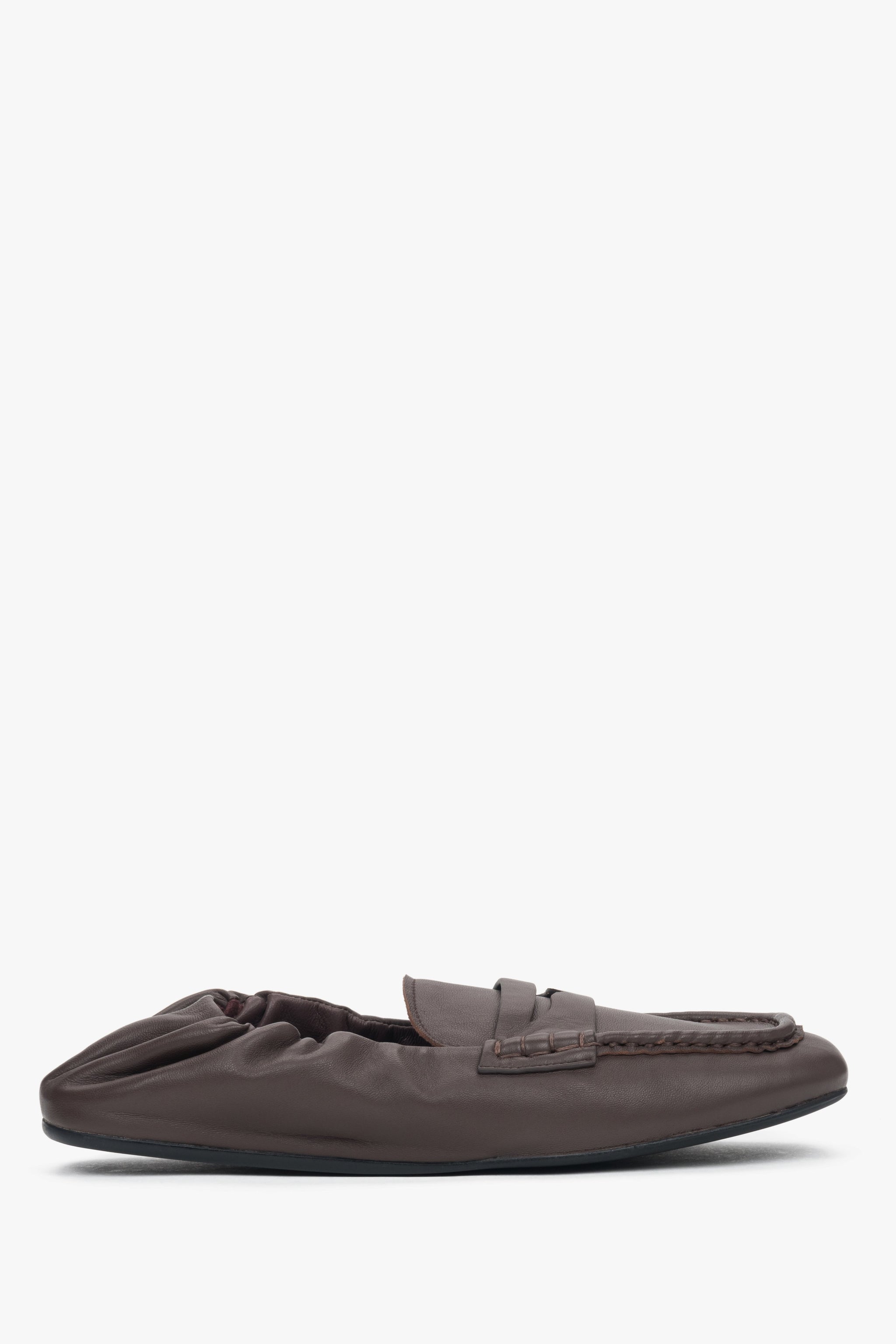 Dunkelbraune flexible Damen-Loafer mit weicher Ferse Estro ER00118784.
