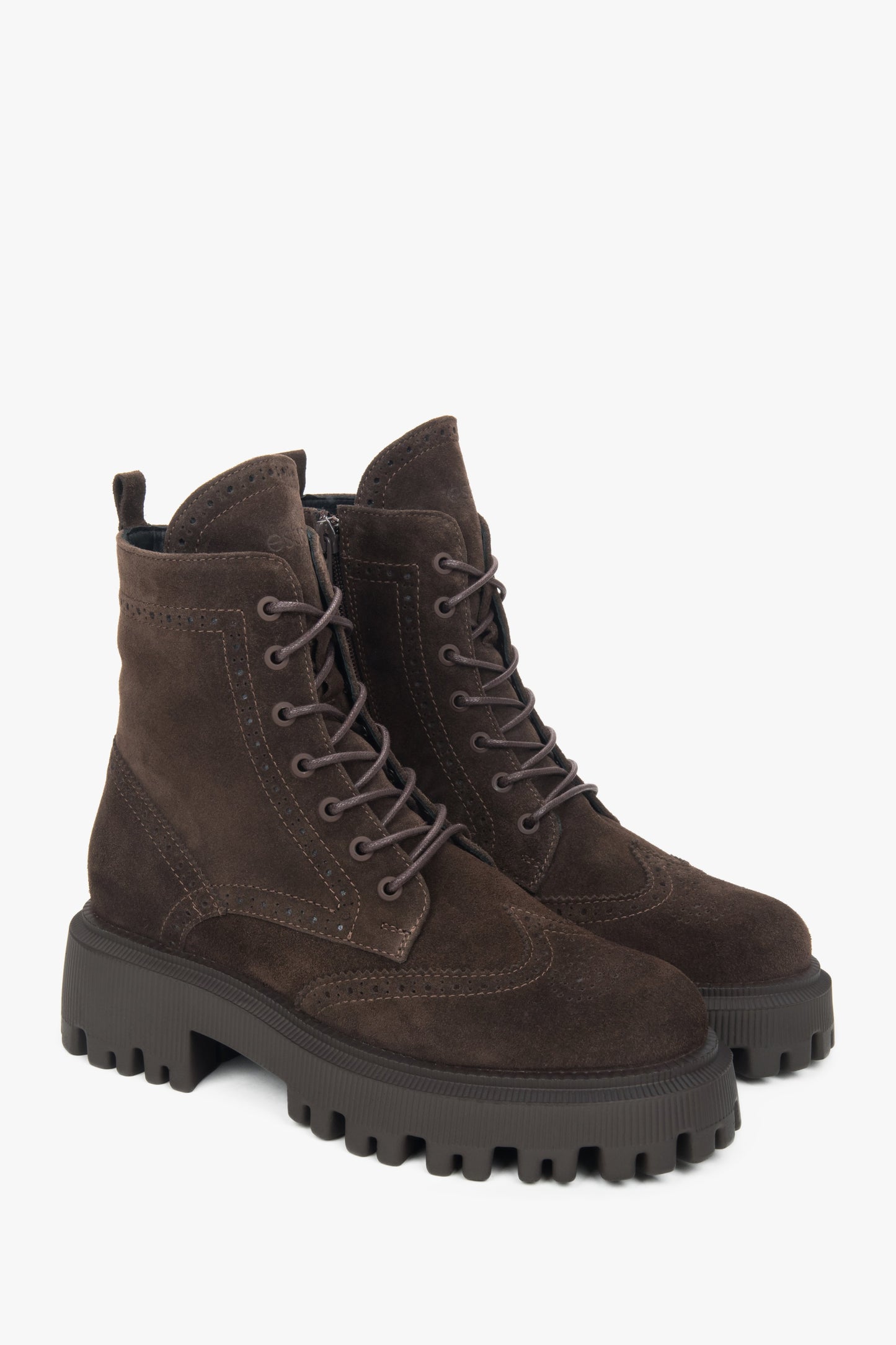 Dunkelbraune Damen-Schnürstiefeletten von Estro.
