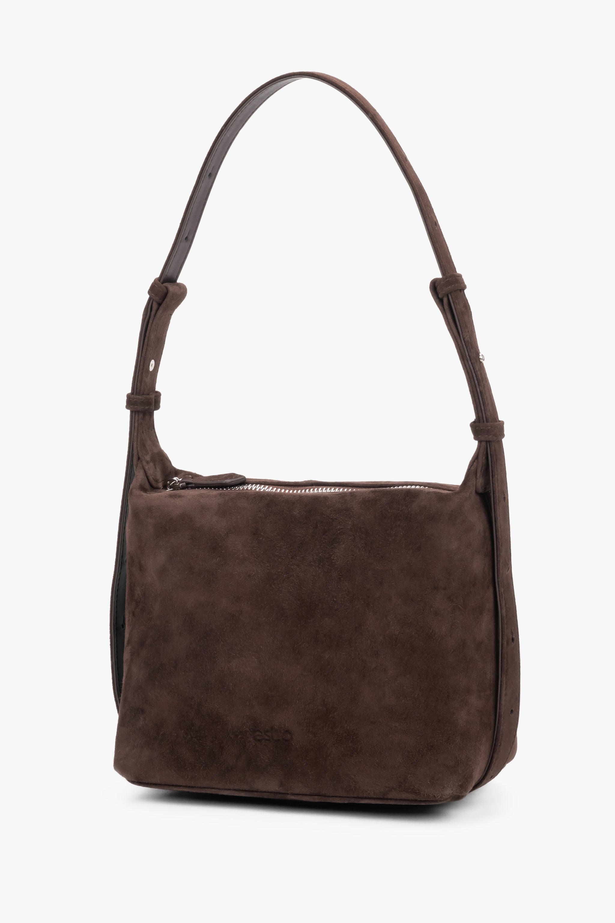 Dunkelbraune Velours-Handtasche im Hobo-Stil schräge Ansicht