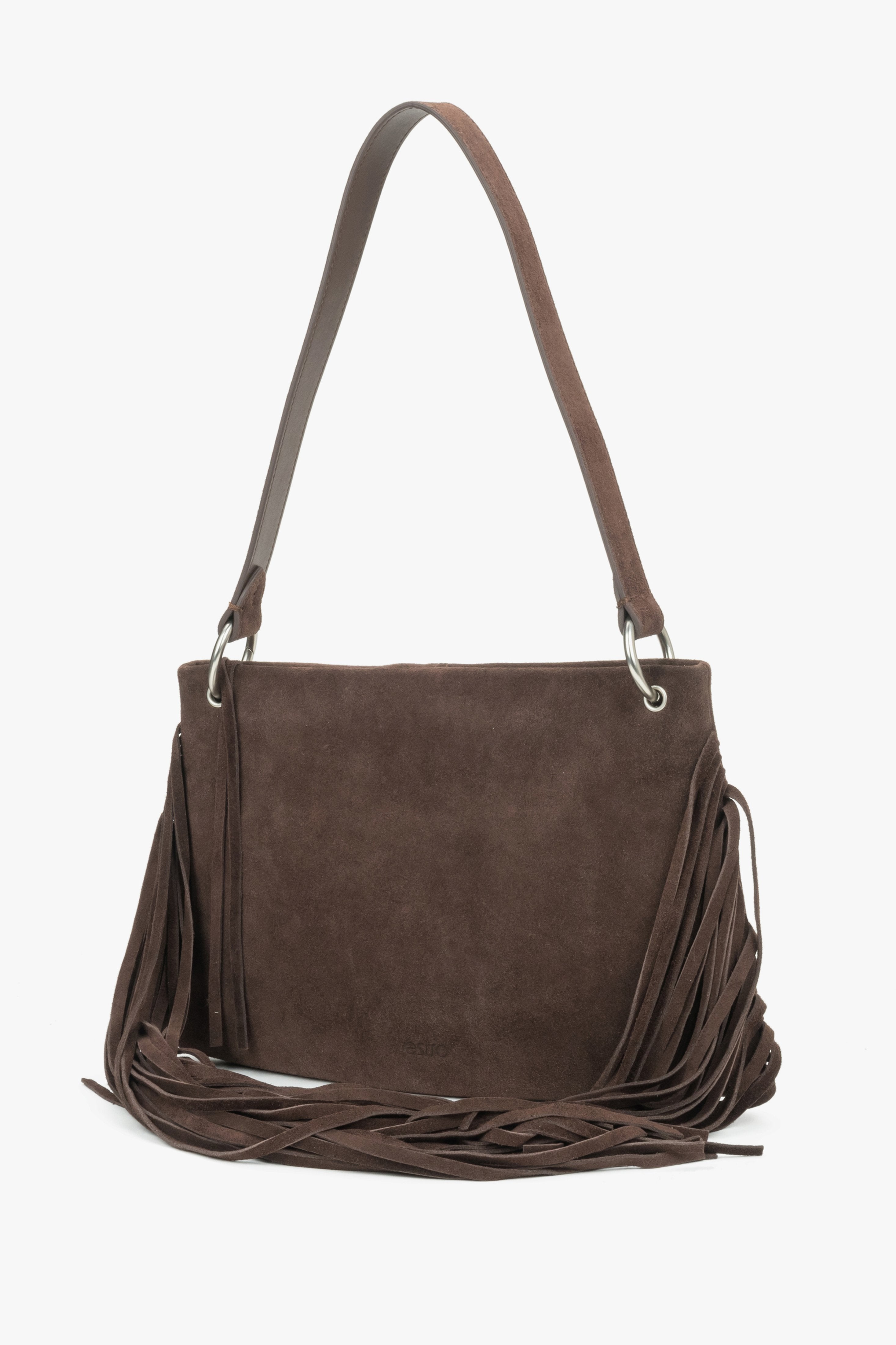 Braune Boho-Schultertasche aus Natur-Veloursleder schräg von vorne