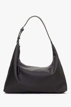 Frontalansicht der geräumigen dunkelbraunen Damen-Shopper aus echtem Leder.