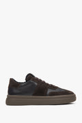 Seitliche Profilansicht des dunkelbraunen Damen-Wintersneakers aus Glattleder und Velours mit flacher Sohle