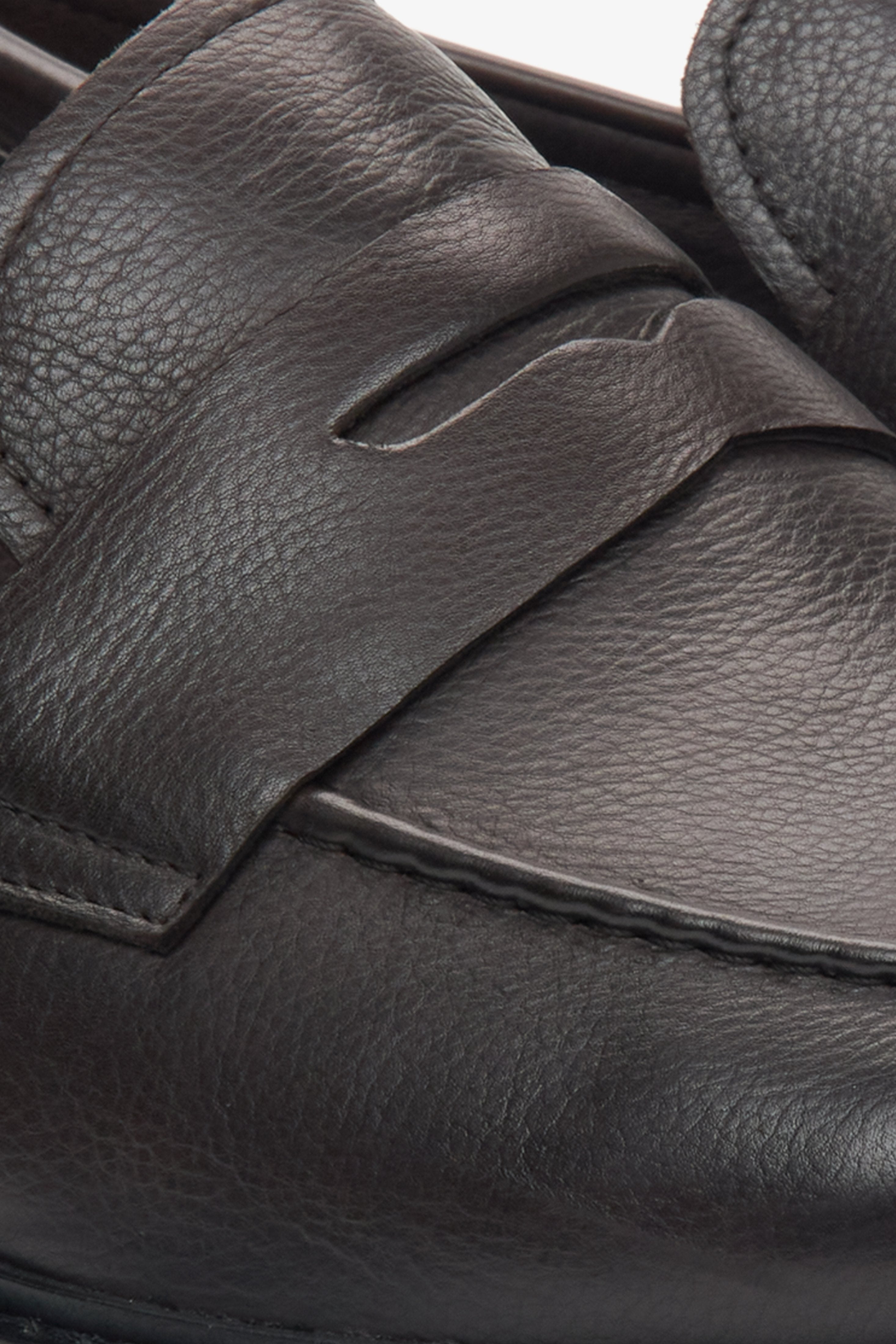 Elegante Herrenschuhe aus Leder mit flachem Absatz Estro ER00115808