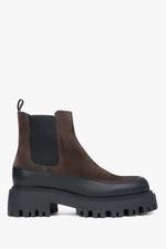 Dunkelbrauner Damen-Chelsea-Boot aus edlem Velours Estro ER00117952.