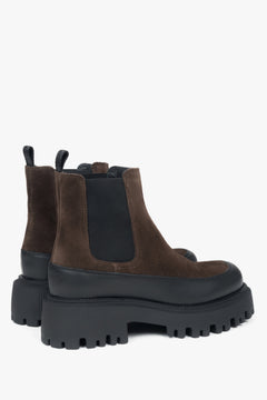 Estro – Erhöhte Damen-Chelsea-Boots. Dunkelbraun, aus Premium-Echtvelours.