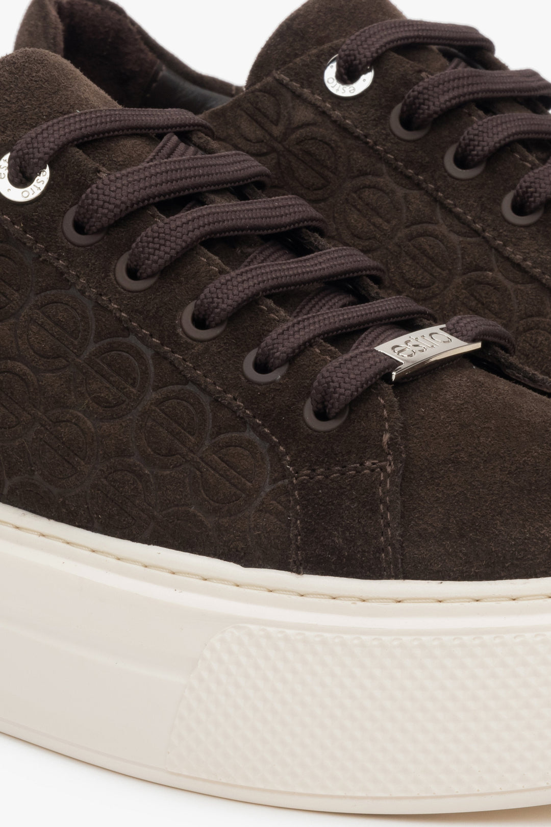 Chunky dunkelbraune Damen-Sneaker aus natürlichem Velours von Estro.