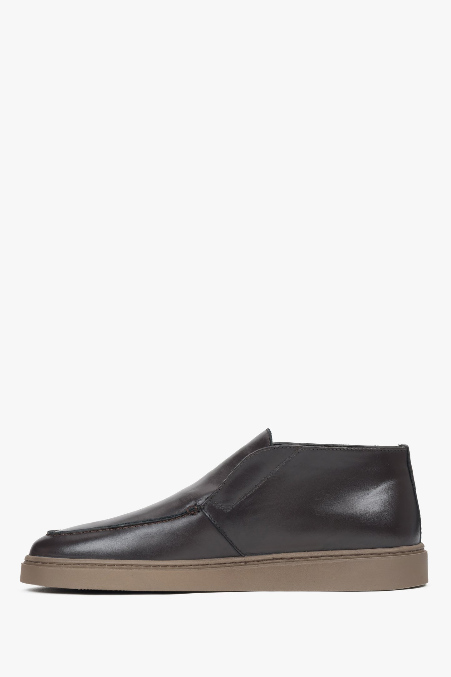 Dunkelbraune Leder-Loafer von Estro aus Italien – Seitenansicht.