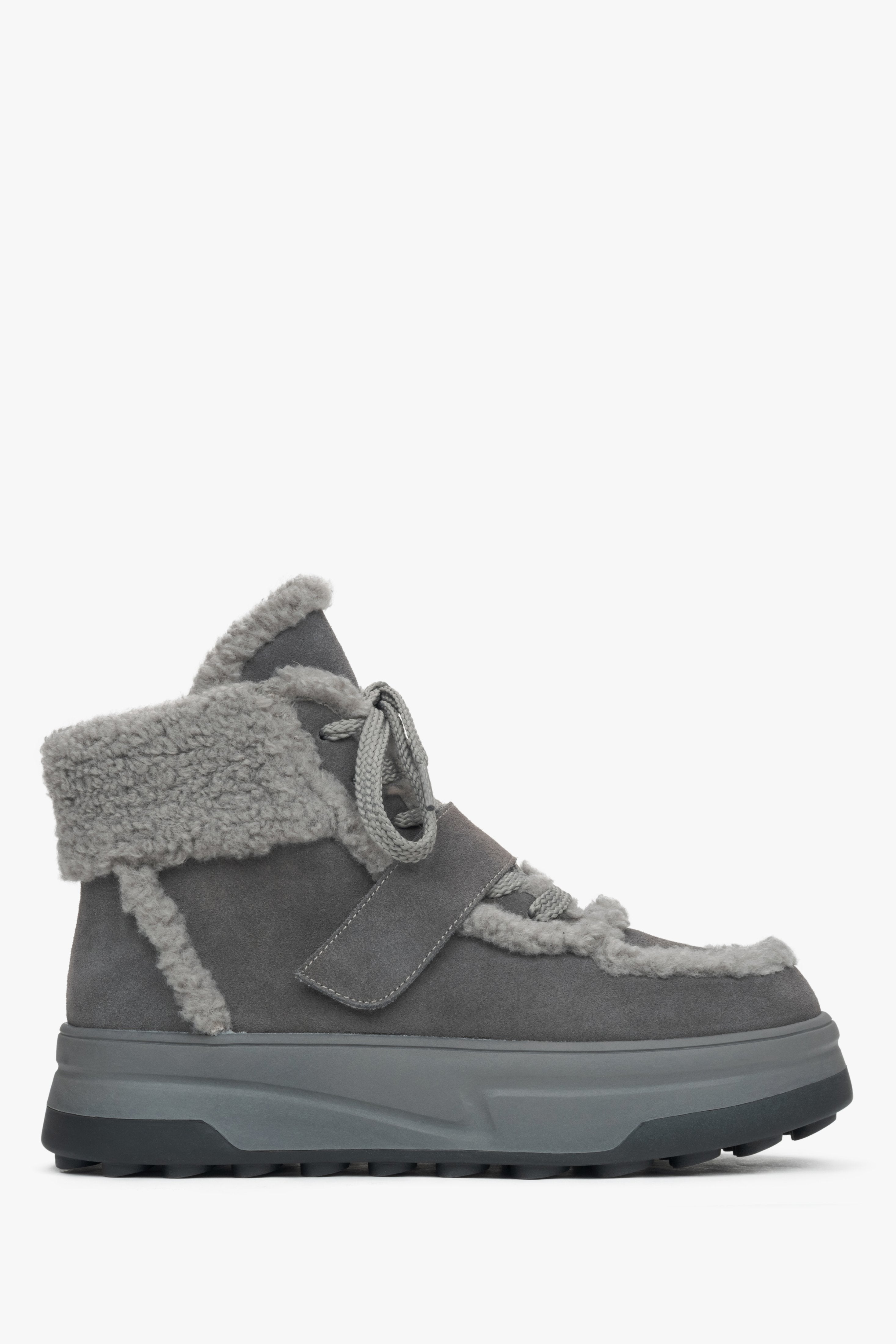 Dunkelgraue Damen-Stiefelette aus Velours mit warmer Wollfütterung Estro ER00115861.