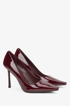 Damen-Pumps in Bordeaux von Estro aus Lackleder mit spitzer Form.