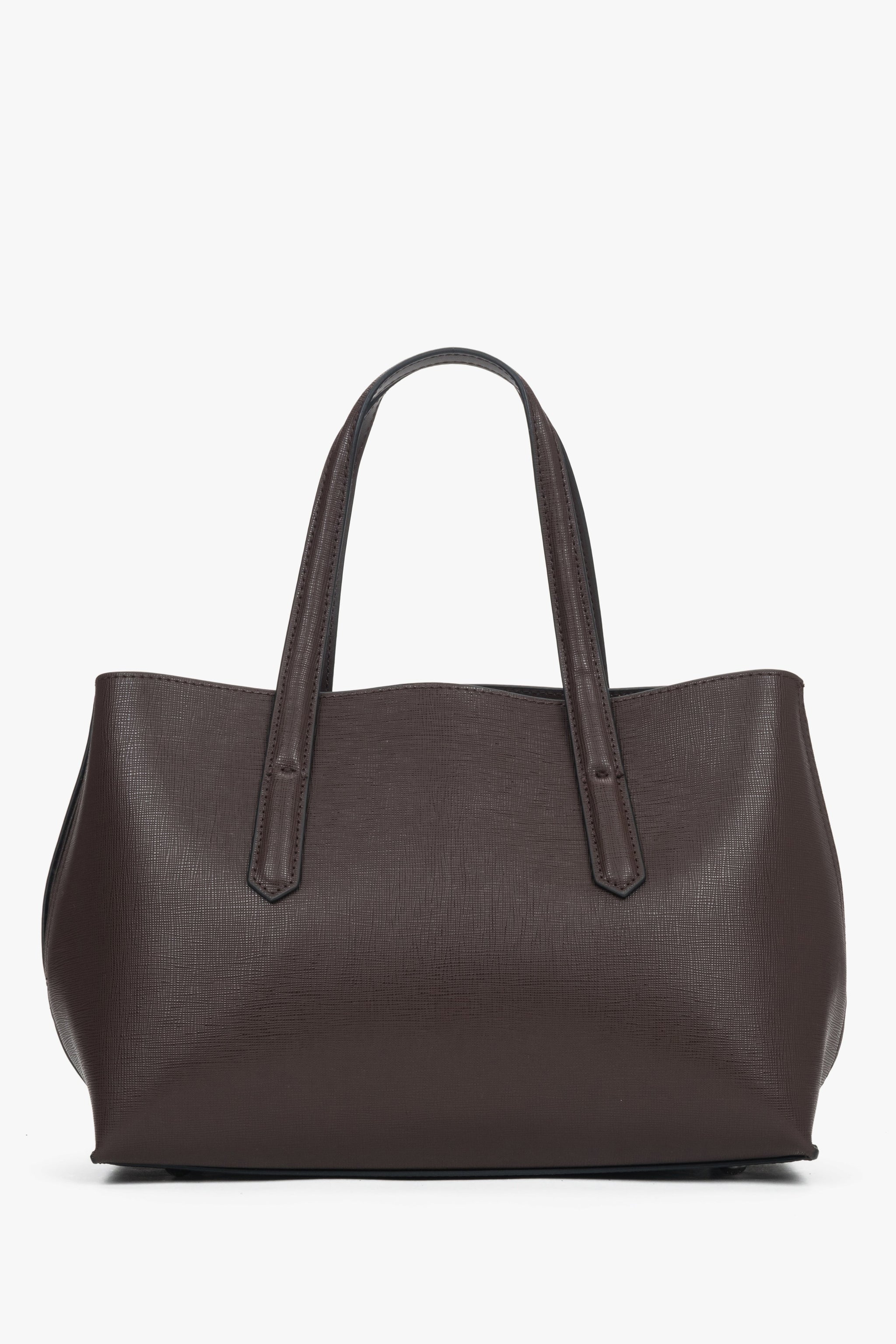 Rückprofil der klassischen dunkelbraunen Leder-Tote-Bag von Estro.