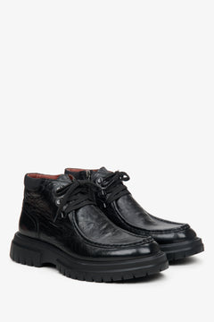 Elegante Herren-Stiefelette aus schwarzem Leder Estro ER00114069.