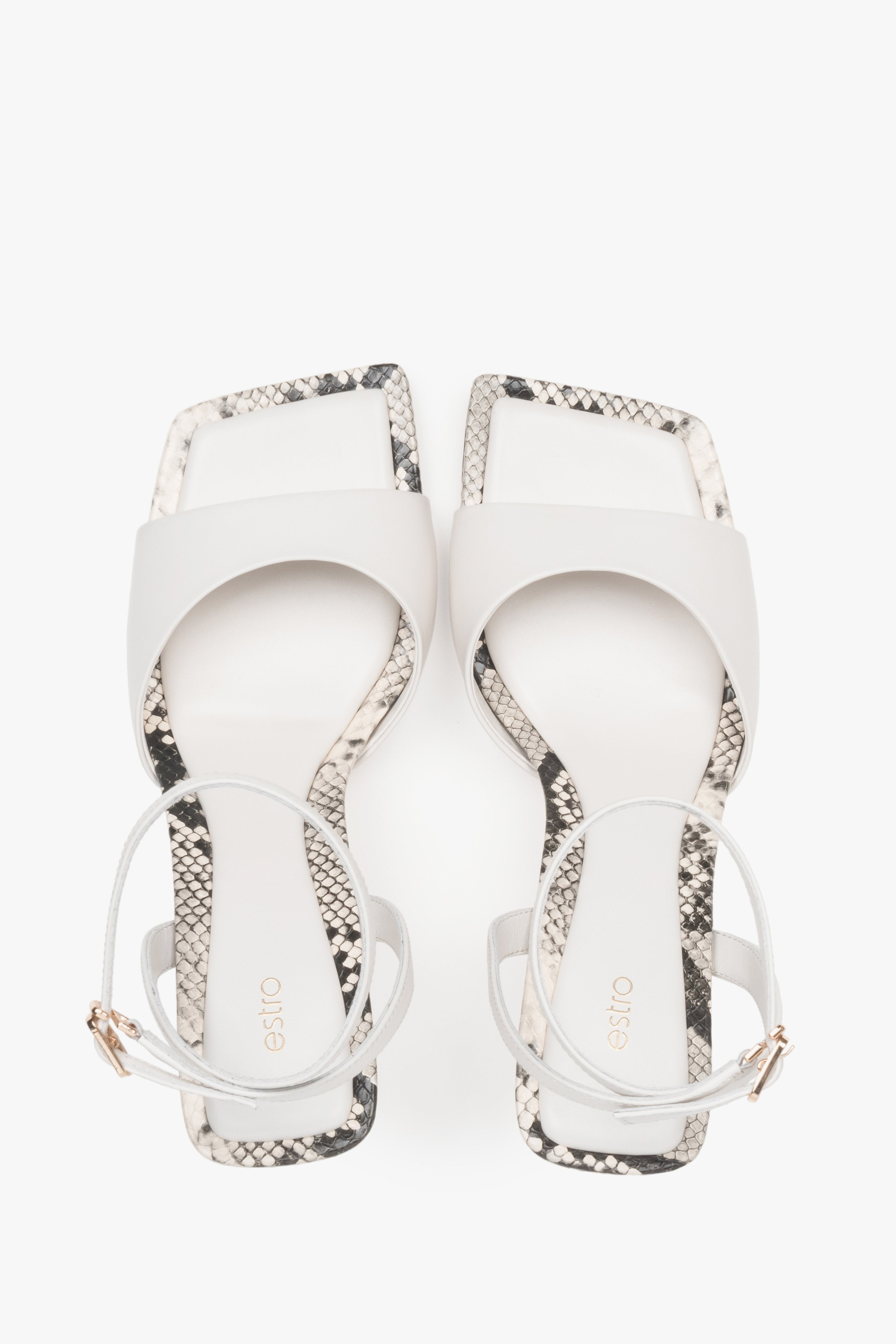 Komfortable Damensandalen aus Naturleder in Hellbeige von Estro (Draufsicht)