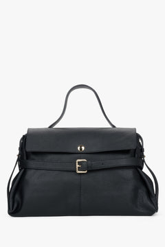 Frontansicht der eleganten schwarzen Leder-Tote-Bag mit verstellbarem Riemen