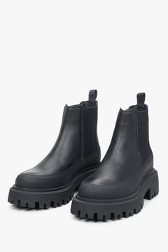 Verstanden, hier ist die vordere Ansicht der Schuhe.