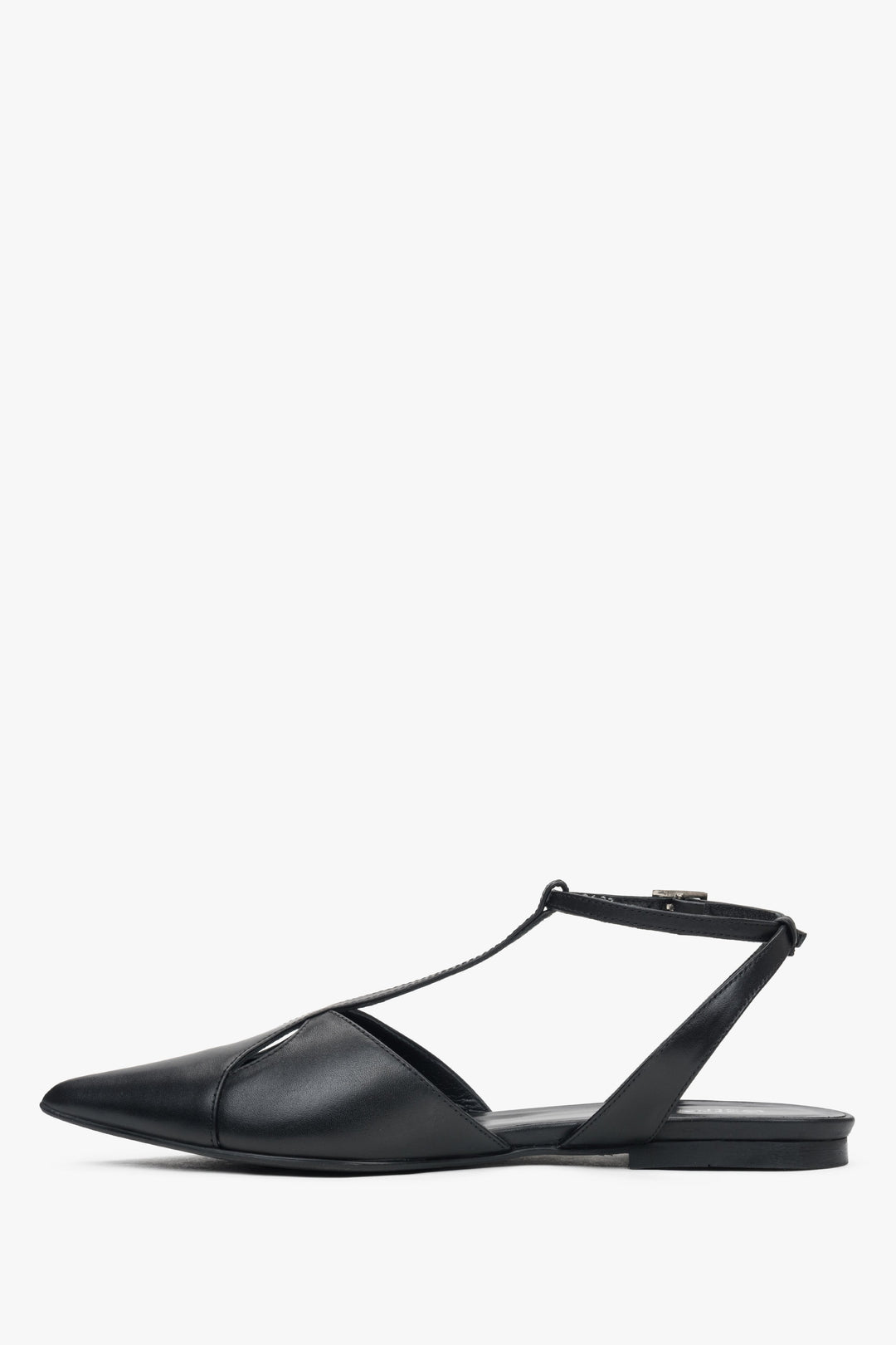 Schwarze Damen-Sandalen von Estro aus hochwertigem Naturleder: Stilvoll, mit trendiger spitzer Zehenpartie.