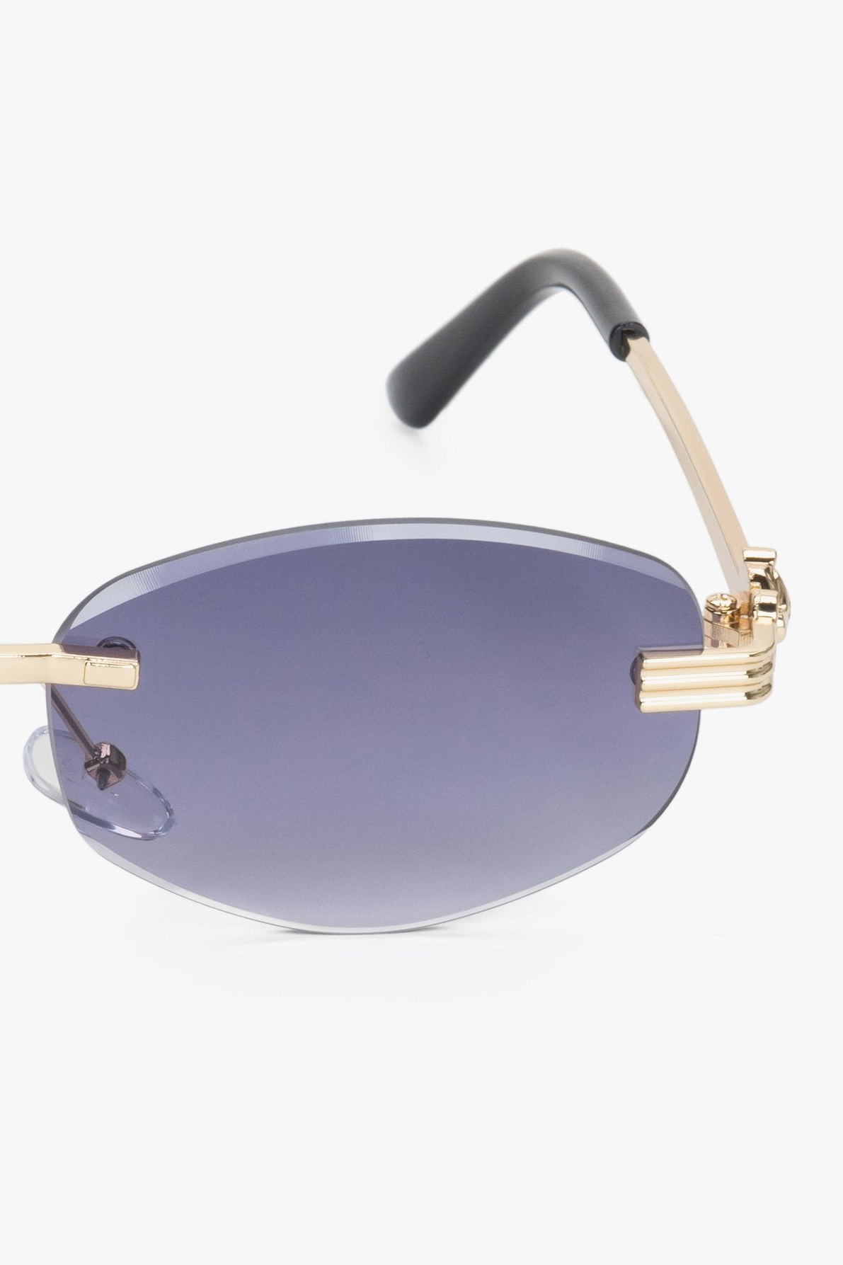 Damen-Sonnenbrille in Grau und Gold – Detailansicht