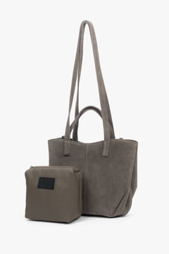Ansicht der Handtasche zusammen mit der herausnehmbaren, kompakten Kosmetiktasche (Organizer)