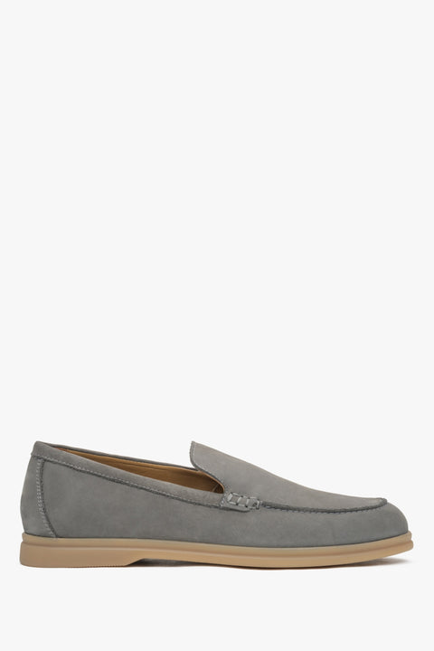 Herren Loafer in elegantem Grau aus italienischem Nubukleder mit sichtbarer Nahtführung – Estro ER00117406.