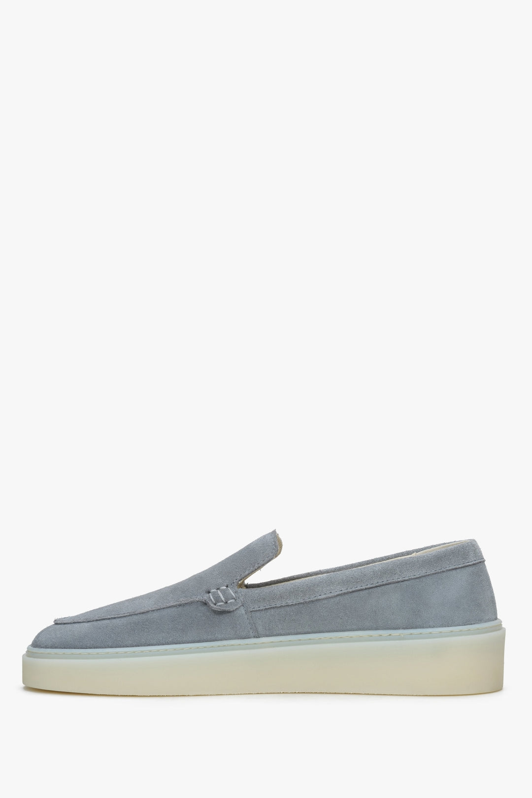 Damen-Slipper aus grauem Velours von Estro – Schuhprofil.