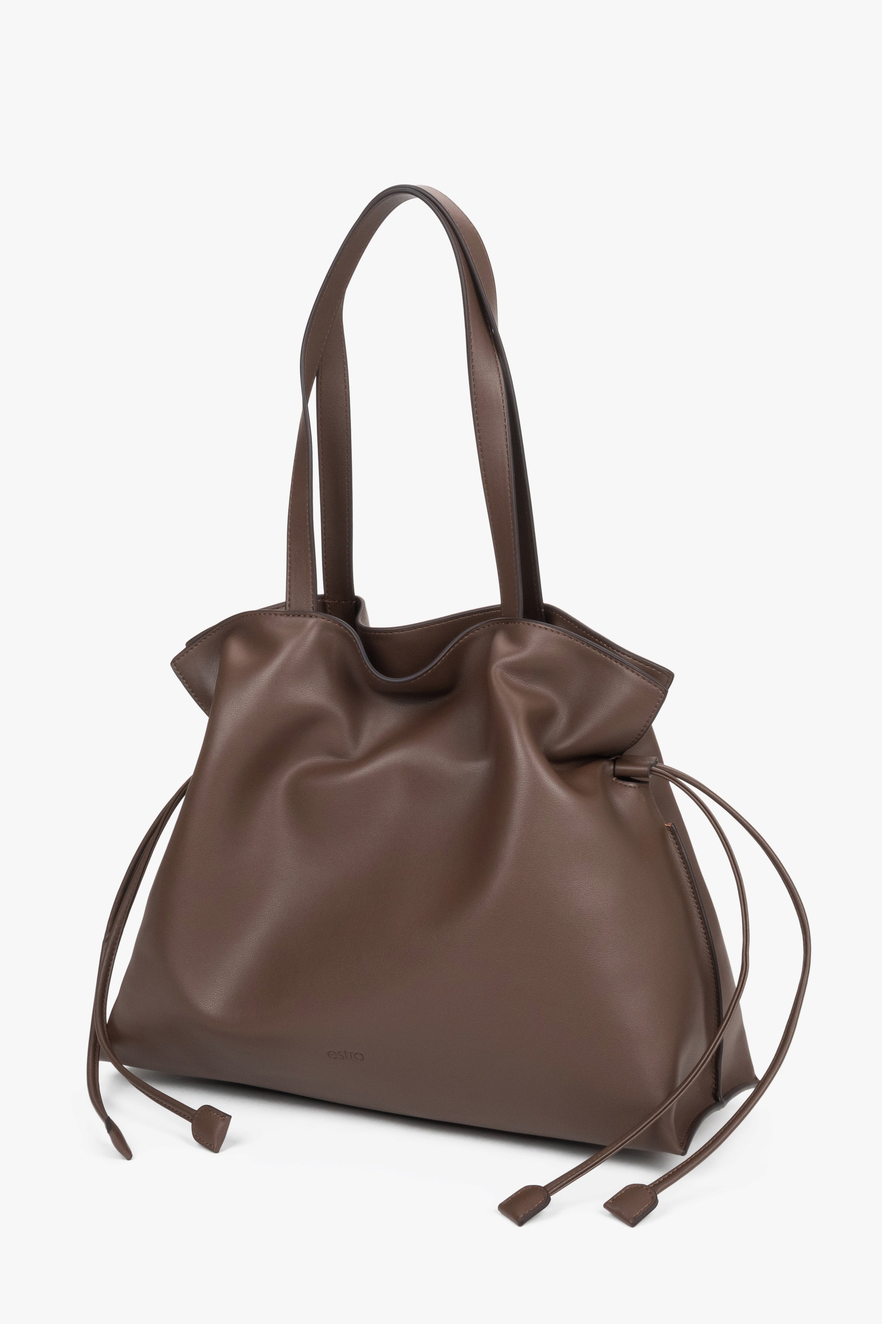 Braune Shopper-Tasche mit zusammengezogenen Bändern schräge Ansicht