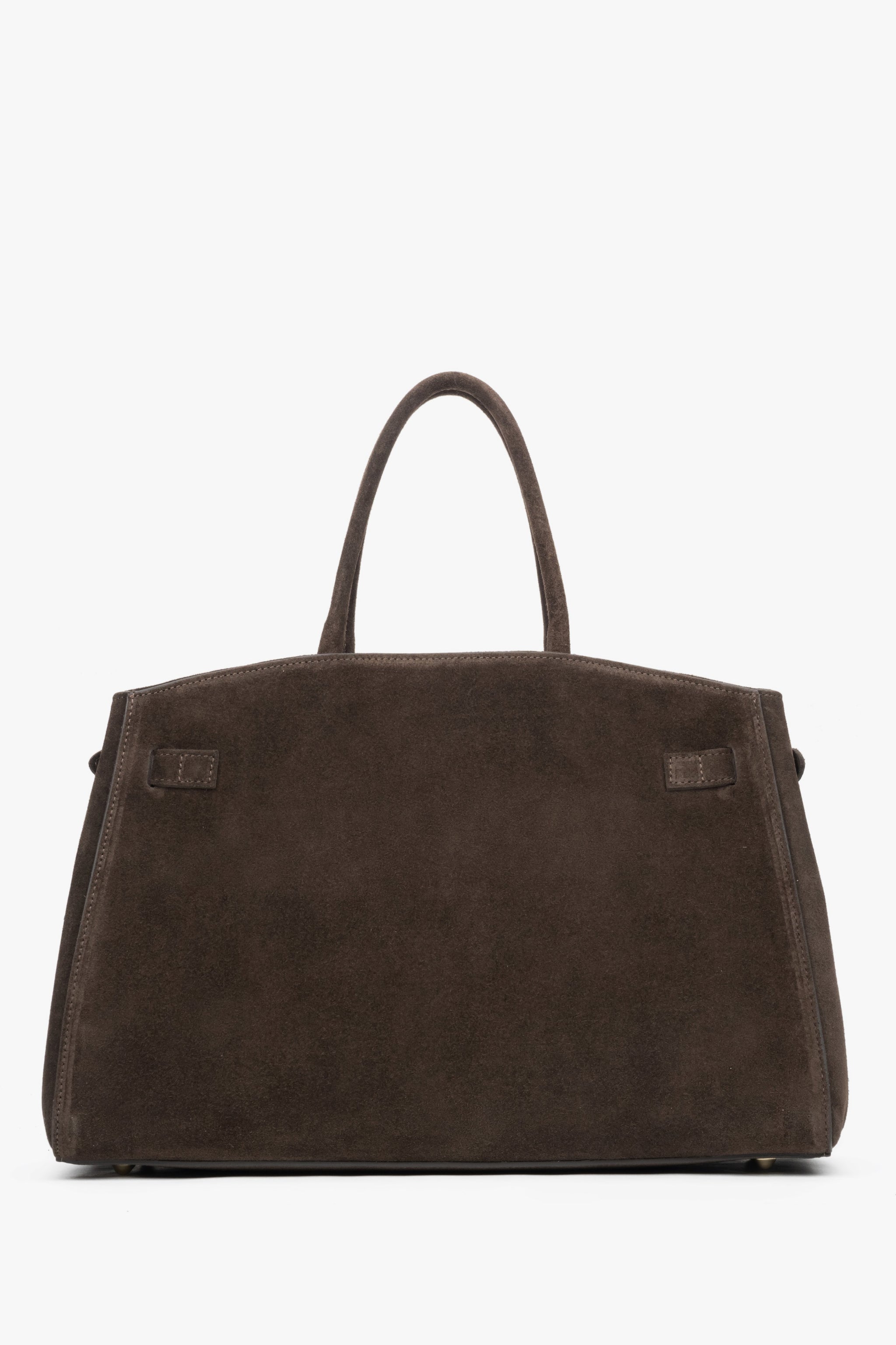 Rückwärtige Ansicht der dunkelbraunen Velours-Tote-Bag zur Veranschaulichung der klaren Linien