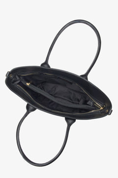 Innenansicht der schwarzen Ledertasche mit zwei Fächern und Reißverschluss