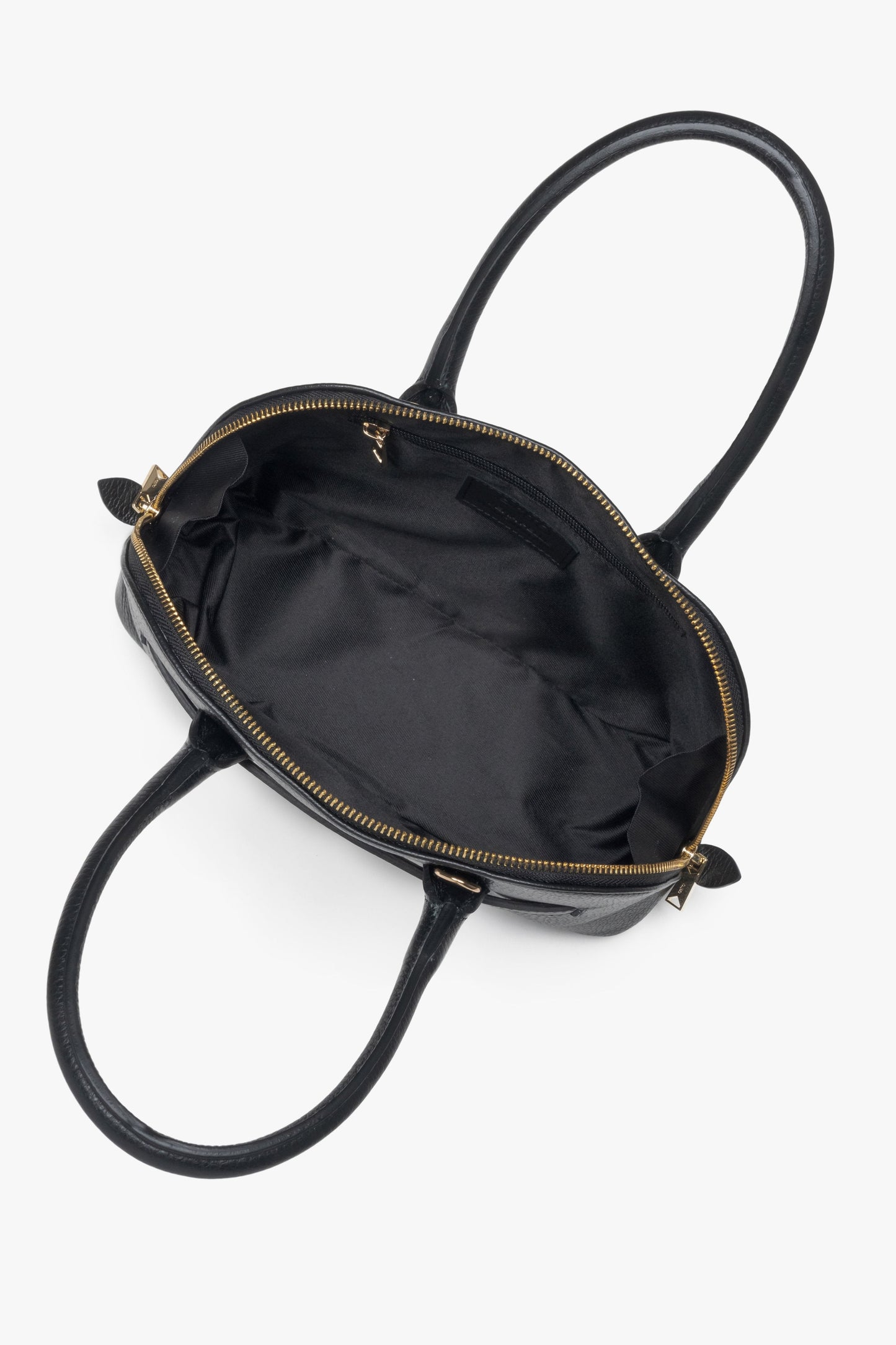 Schwarze Schultertasche von Estro aus echtem italienischem Leder.