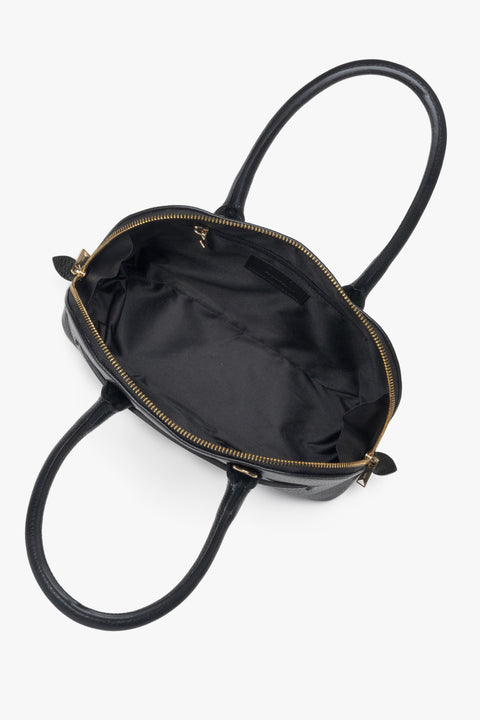 Schwarze Schultertasche von Estro aus echtem italienischem Leder.