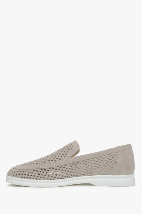 Elegante hellbeige Loafer aus weichem Veloursleder Estro ER00117584